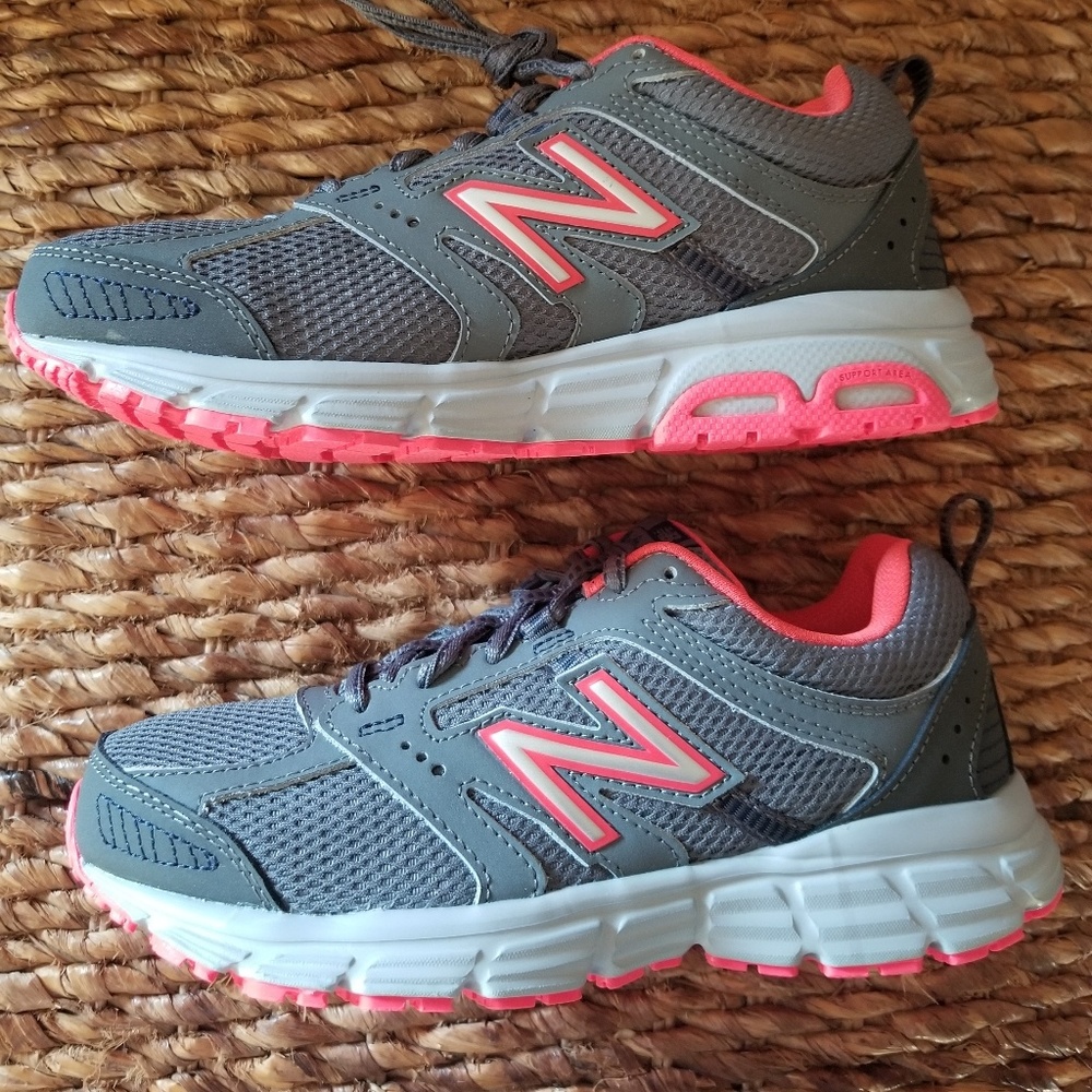 New Balance Women Shoes